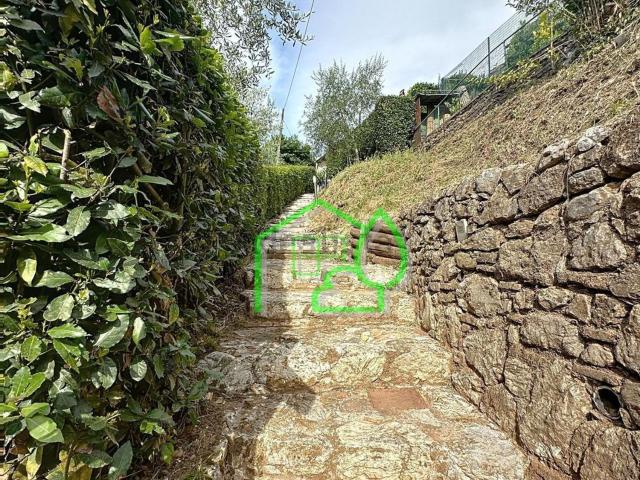 Rustico in vendita a Brentaccio, Camaiore