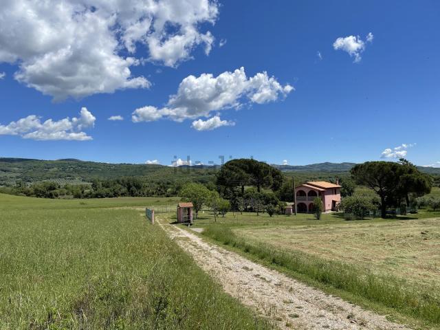 Rustico in vendita a Roccastrada, Toscana