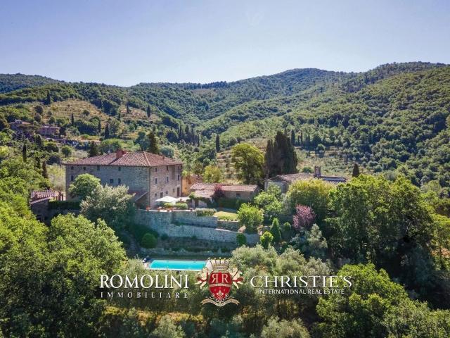 Rustico in vendita a Castiglion Fiorentino, Toscana