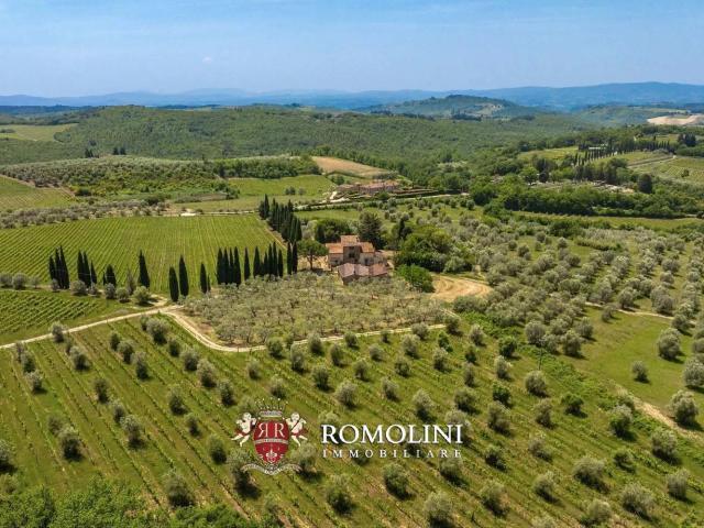 Rustico in vendita a San Donato in Poggio, Firenze