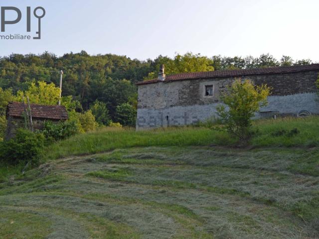 Rustico in vendita a Dego, Liguria