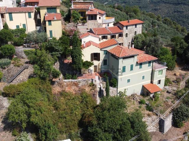 Rustico in vendita a Diano Calderina, Diano Marina