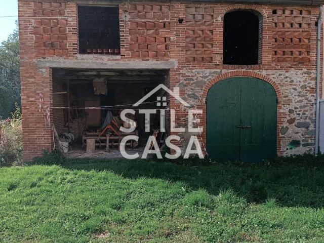 Rustico in vendita a Orentano, Castelfranco di Sotto