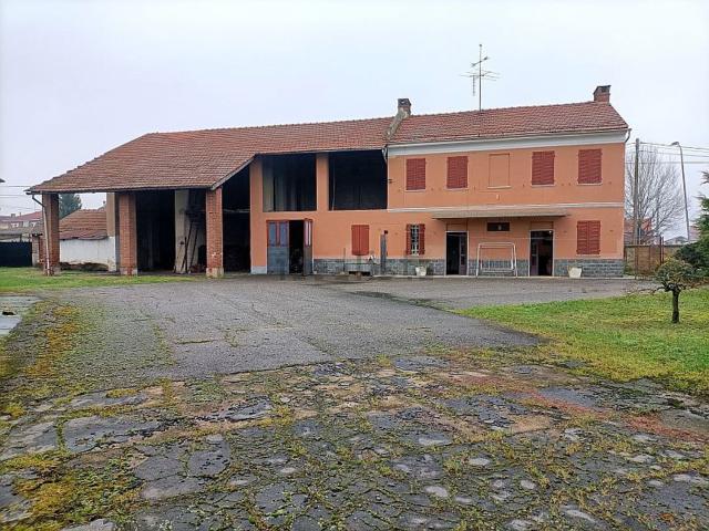 Rustico in vendita a Piemonte, Vercelli