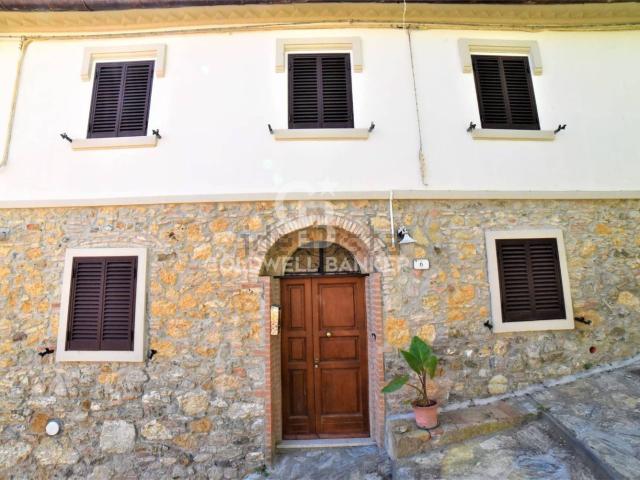 Rustico in vendita a Rosignano Marittimo, Toscana