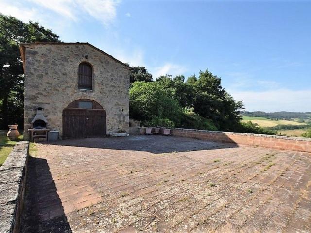 Rustico in vendita a Lecchi, Toscana
