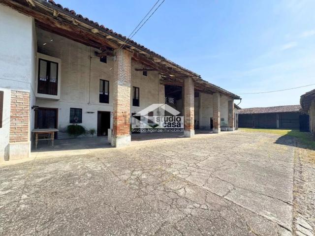 Rustico in vendita a Cremosano, Cremona