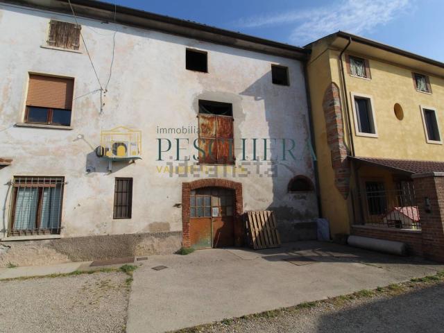Rustico in vendita a Remelli, Valeggio Sul Mincio