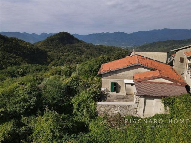 Rustico in vendita a Posponte di Lusignana, Filattiera