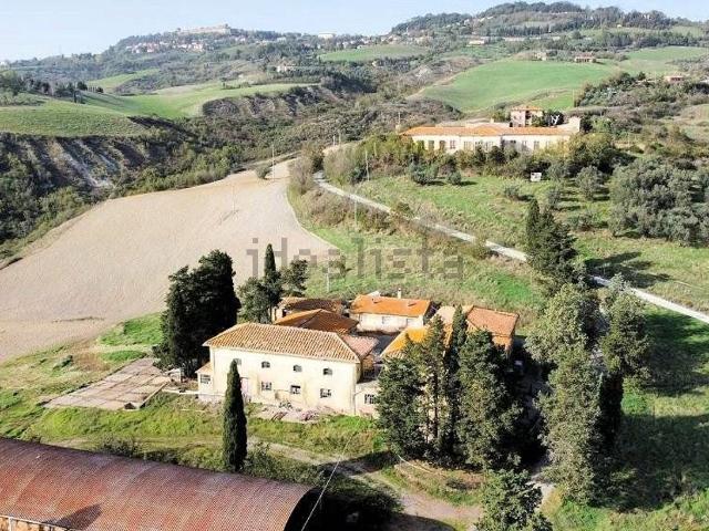 Rustico in vendita a Volterra, Toscana