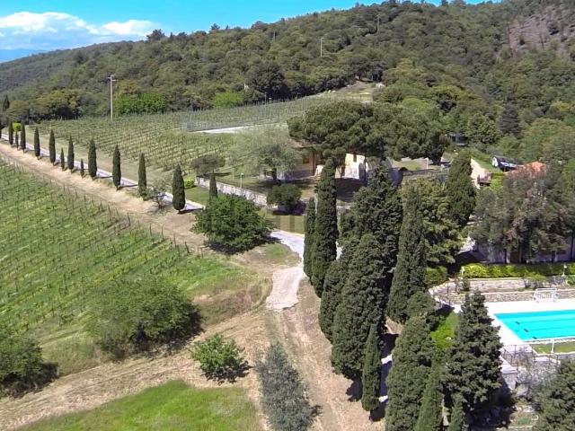 Rustico in vendita a Bucine, Toscana