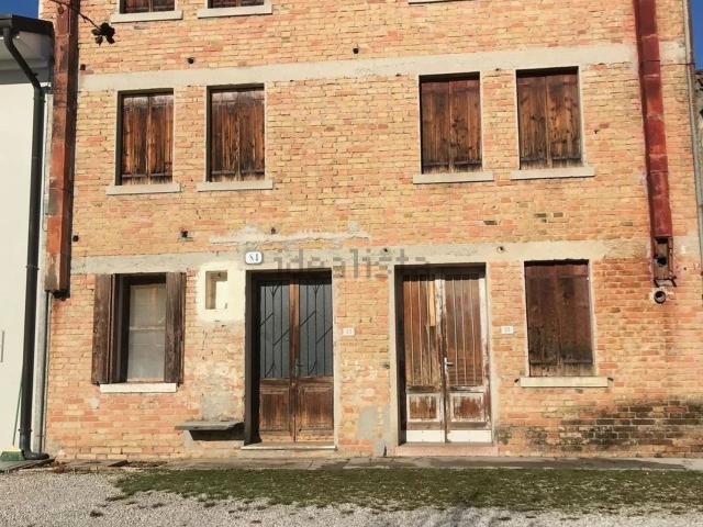 Rustico in vendita a Godega Sant'urbano, Veneto