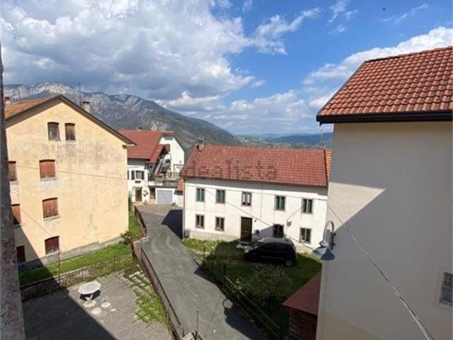 Rustico in vendita a Tonezza Del Cimone, Veneto