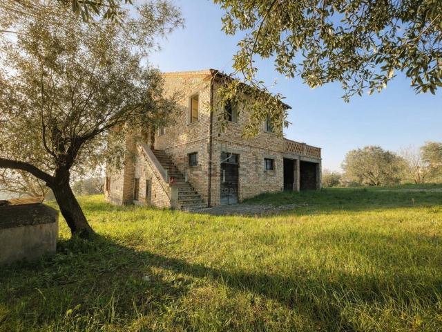 Rustico in vendita a Marche, Ascoli Piceno