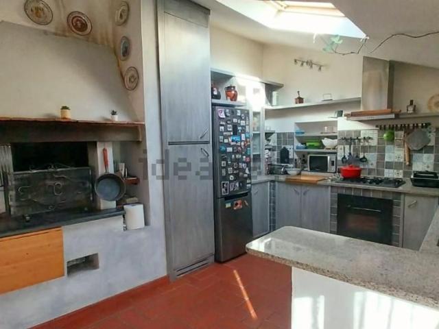 Rustico in vendita a Nicosia-Rezzano, Calci