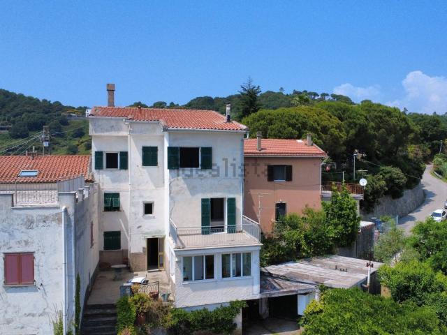 Rustico in vendita a Crova, Moneglia