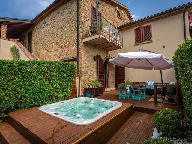 Rustico in vendita a San Martino, Riparbella