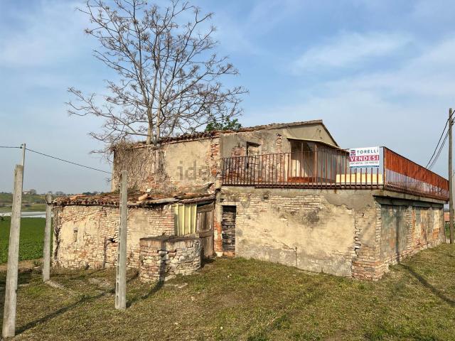Rustico in vendita a Unione di comuni Valmarecchia, Santarcangelo Di