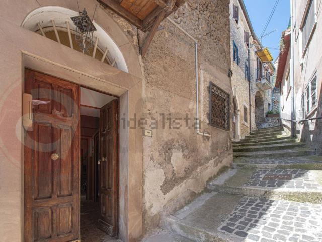 Rustico in vendita a Monte San Giovanni Campano, Lazio