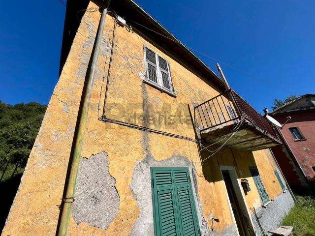 Rustico in vendita a Giavenù di Sopra, Varese Ligure