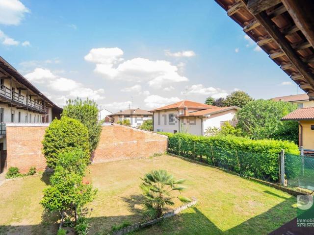 Rustico in vendita a Gaggiolo, Piemonte