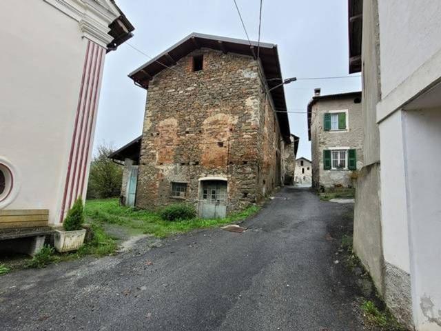 Rustico in vendita a Mioglia, Liguria