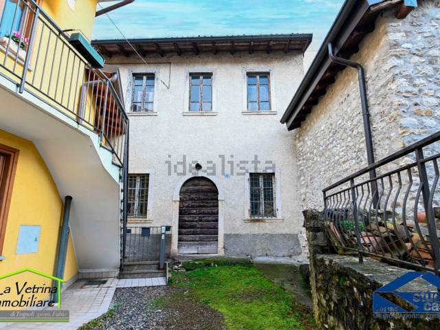 Rustico in vendita a Vigano San Martino, Lombardia