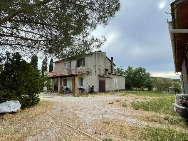 Rustico in vendita a Unione di Comuni Montani Colline del Fiora, Manciano