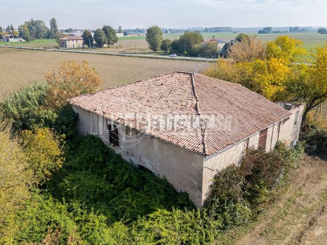 Rustico in vendita a Unione Reno Galliera, San Pietro In Casale