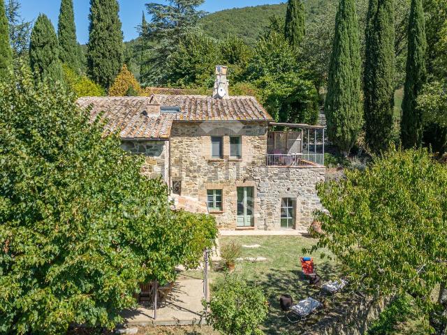Rustico in vendita a Sarteano, Toscana