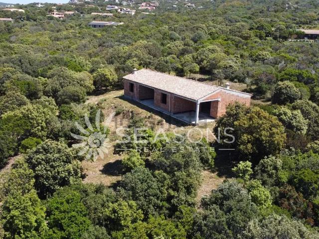 Rustico in vendita a Residenza dell'Aquila, Aglientu