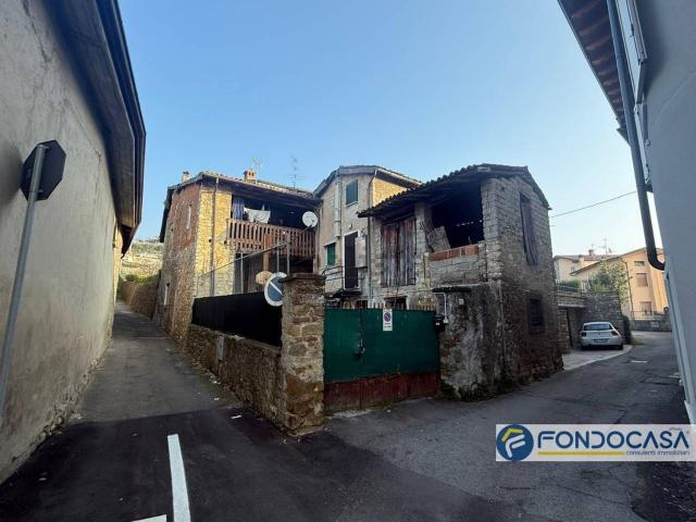 Rustico in vendita a Tagliuno, Castelli Calepio