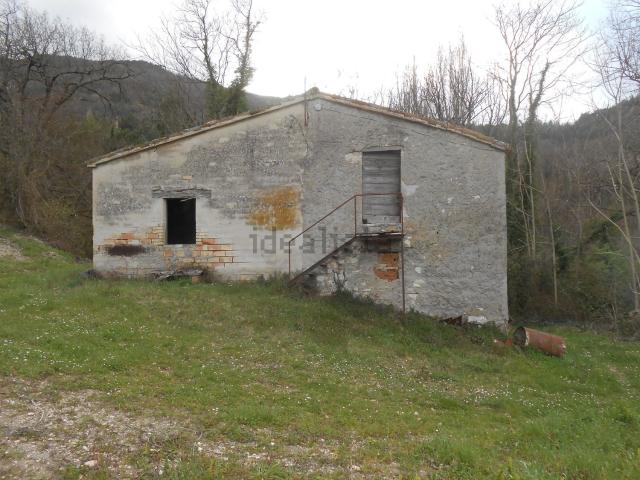 Rustico in vendita a Marche, Pesaro E Urbino