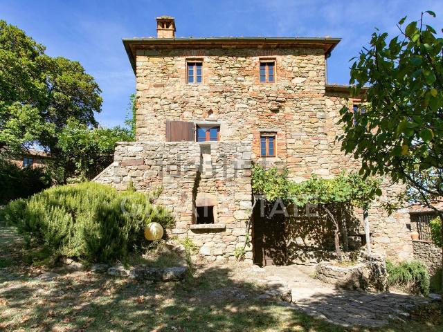 Rustico in vendita a Bucine, Toscana