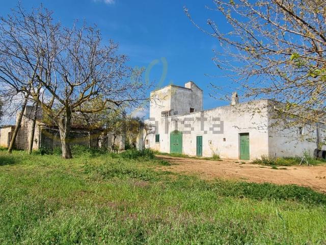 Rustico in vendita a Casello Cavuzzi, Puglia