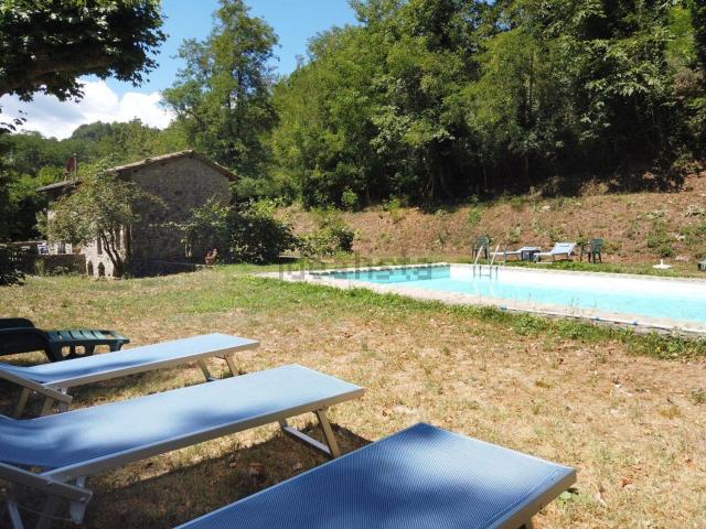 Rustico in vendita a Unione dei comuni Media Valle del Serchio, Coreglia Antelminelli