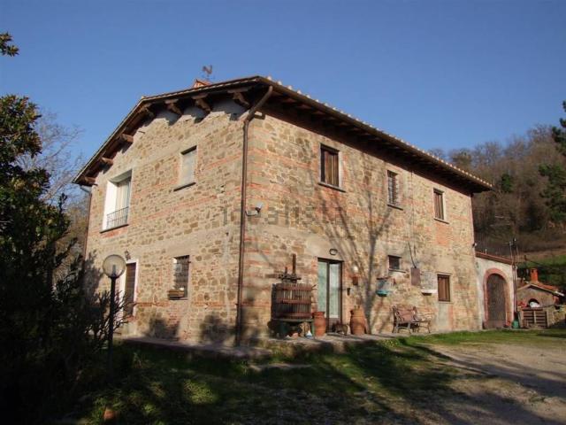 Rustico in vendita a Unione di Comuni Valdarno e Valdisieve, Rufina