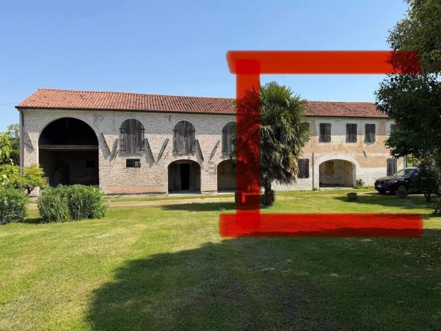 Rustico in vendita a San Biagio Di Callalta, Veneto