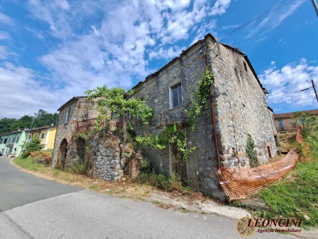 Rustico in vendita a Unione di comuni Montana Lunigiana, Villafranca In Lunigiana