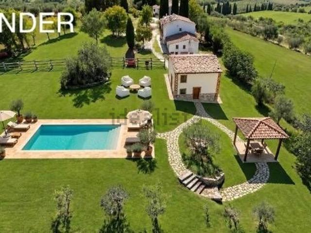Rustico in vendita a Borgo delle Rondini, Genga