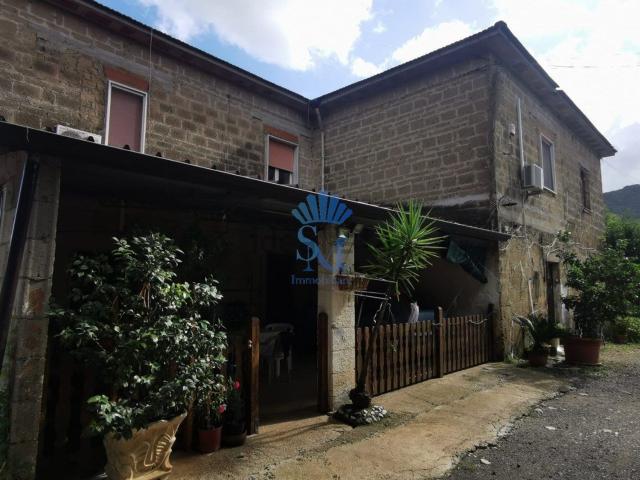 Rustico in vendita a Caiazzo, Campania