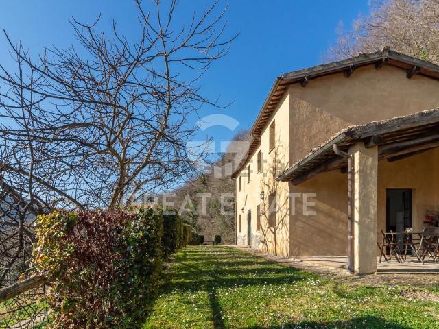 Rustico in vendita a Castiglione In Teverina, Lazio