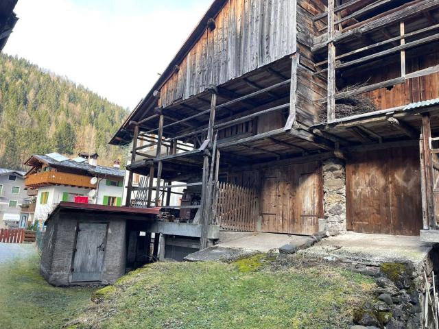 Rustico in vendita a Canale D'agordo, Veneto