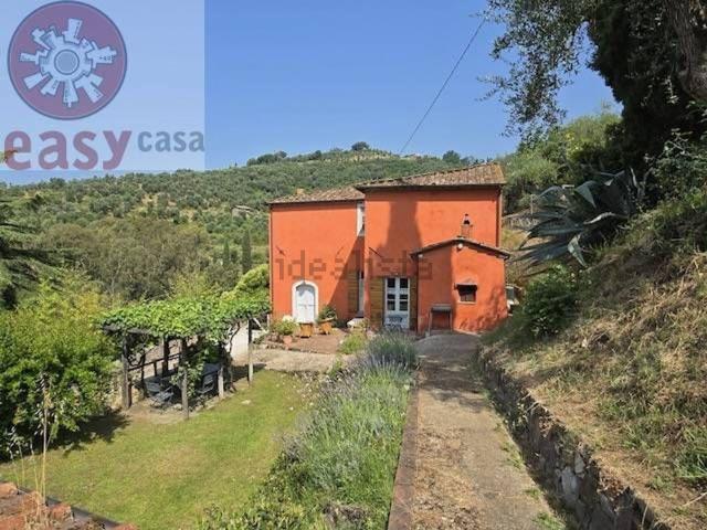 Rustico in vendita a Massarosa, Toscana