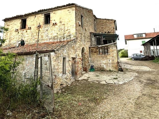Rustico in vendita a Marche, Ascoli Piceno