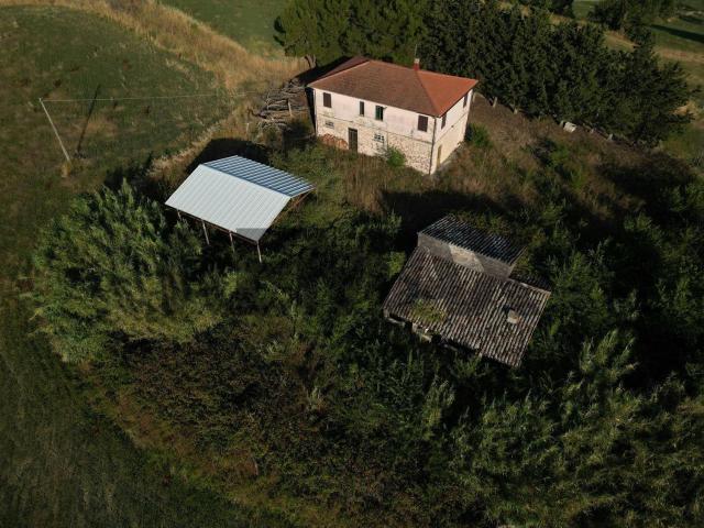 Rustico in vendita a Marche, Macerata