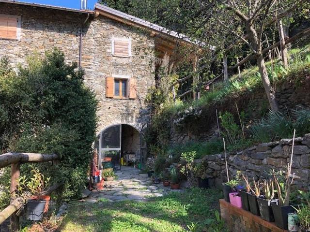 Rustico in vendita a Bellano, Lombardia