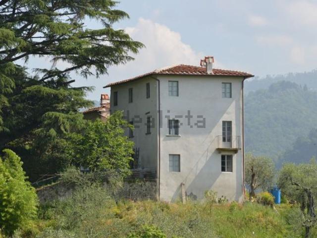 Rustico in vendita a Collecchio, Uzzano E Castello