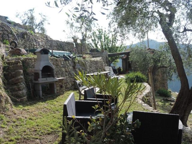 Rustico in vendita a Baiardo, Liguria