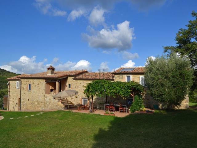 Rustico in vendita a Cinigiano, Toscana
